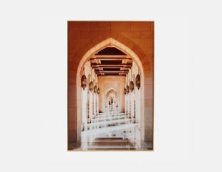 QABOOS I - giclée encadrée 80 cm x 120 cm - Multi