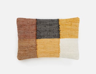 JIND - cushion 16" x 24" - Multi