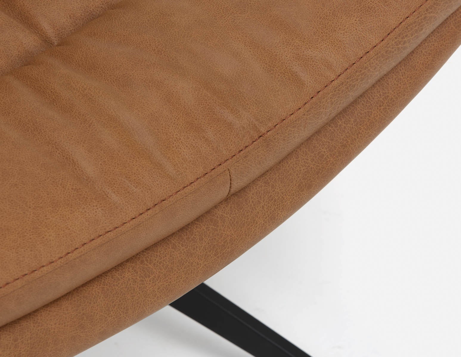 DORADA 100% leather swivel armchair undefined